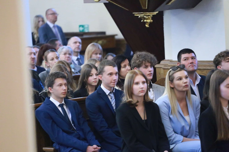Bierzmowanie w Oleśnie