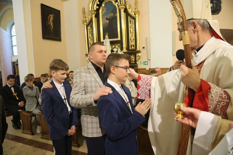 Bierzmowanie w Oleśnie