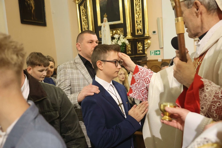 Bierzmowanie w Oleśnie
