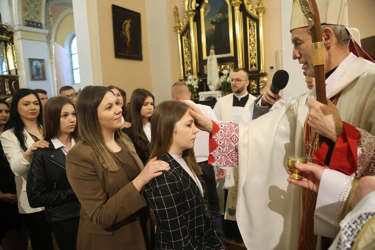 Bierzmowanie w Oleśnie
