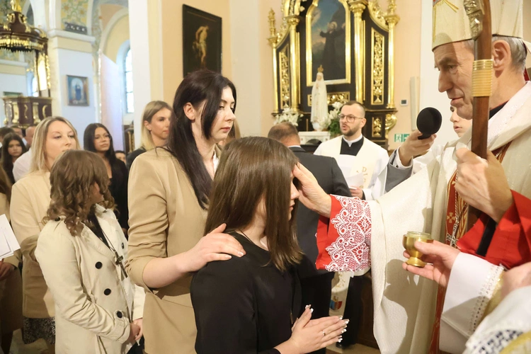 Bierzmowanie w Oleśnie