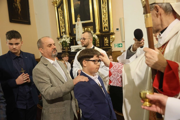 Bierzmowanie w Oleśnie