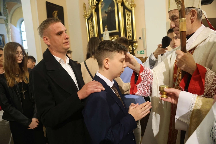 Bierzmowanie w Oleśnie