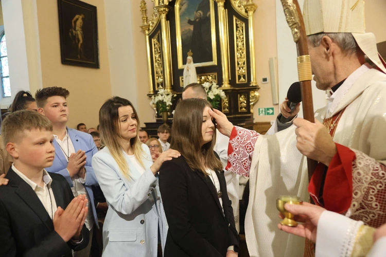 Bierzmowanie w Oleśnie