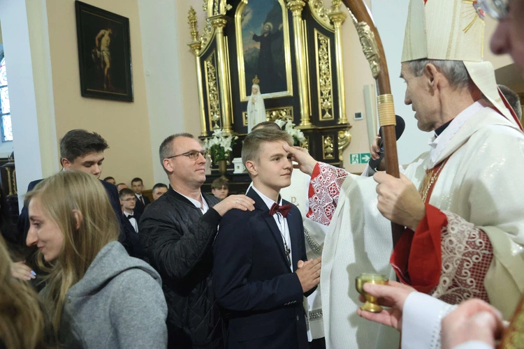 Bierzmowanie w Oleśnie
