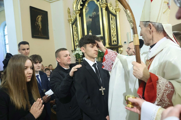 Bierzmowanie w Oleśnie