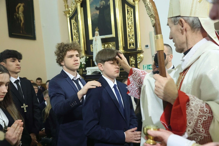 Bierzmowanie w Oleśnie