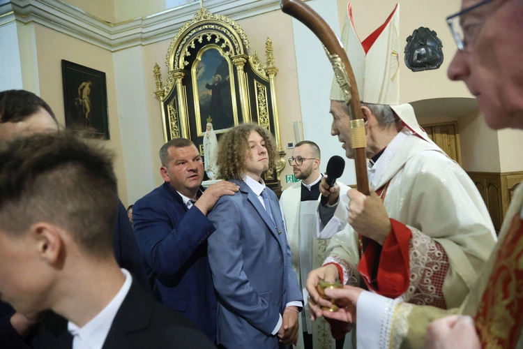 Bierzmowanie w Oleśnie