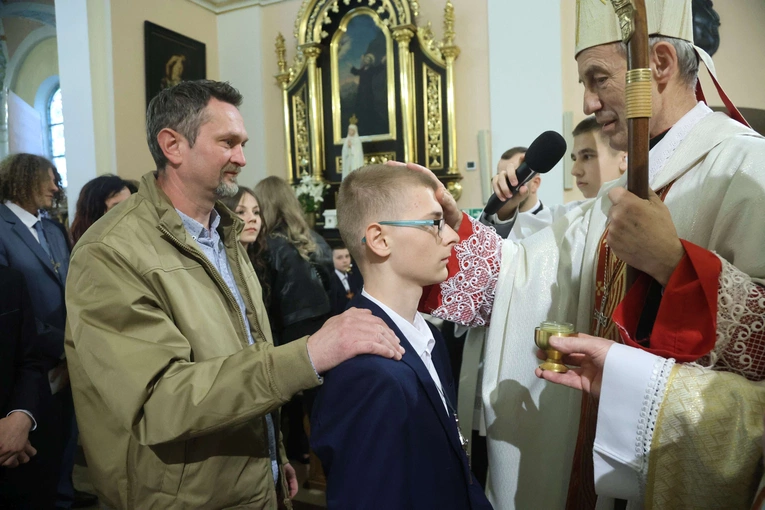 Bierzmowanie w Oleśnie