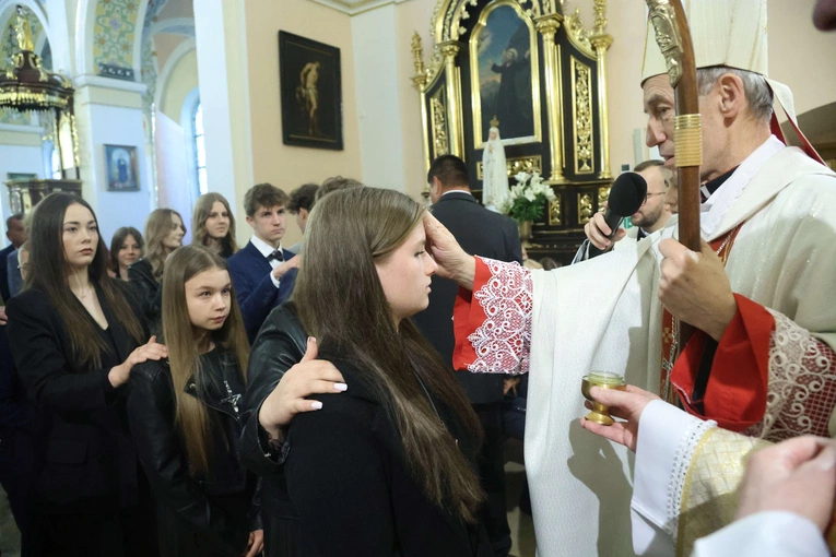 Bierzmowanie w Oleśnie