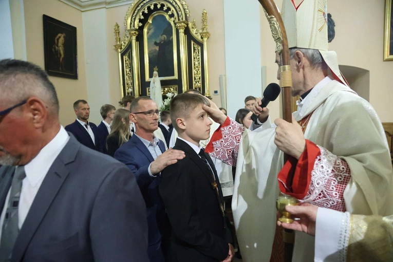 Bierzmowanie w Oleśnie