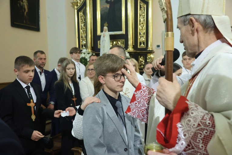 Bierzmowanie w Oleśnie