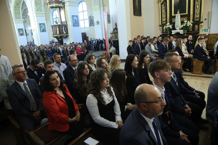 Bierzmowanie w Oleśnie