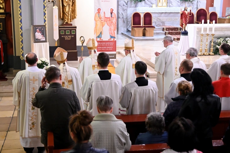 Modlitwa za zmarłego papieża Franciszka