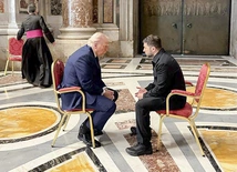 Włoska prasa: cud papieża Franciszka w bazylice Świętego Piotra