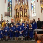Abp Mieczysław Mokrzycki intronizował relikwie św. Jana Pawła II we Wrocławiu-Ołtaszynie