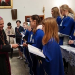Abp Mieczysław Mokrzycki intronizował relikwie św. Jana Pawła II we Wrocławiu-Ołtaszynie