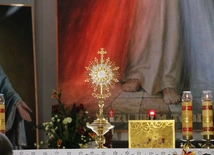 Godzina Miłosierdzia w Sanktuarium Bożego Miłosierdzia w Płocku