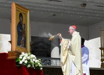 Kard. Parolin: Papież Franciszek pozdrawia nas z Nieba