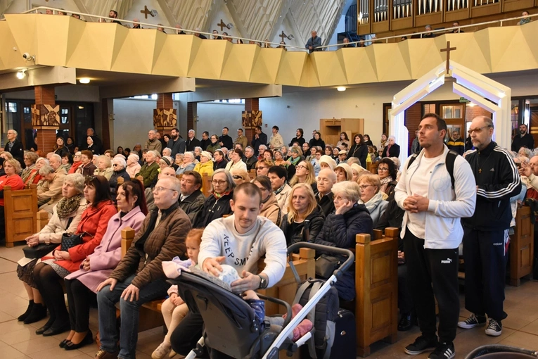 Odpust Miłosierdzia Bożego i 35 lat Caritas AG