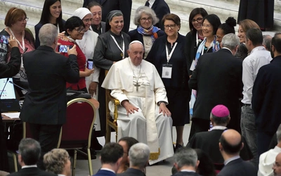 Franciszek mówił „Kościół jest kobietą”, ale w jego nauczaniu nie było zgody na wyzwolony feminizm 