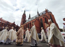 To decyzją papieża Franciszka bp Andrzej Siemieniewski jest biskupem legnickim.