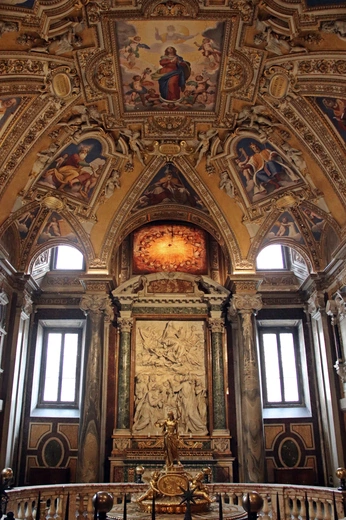 Bazylika Santa Maria Maggiore po pogrzebie papieża