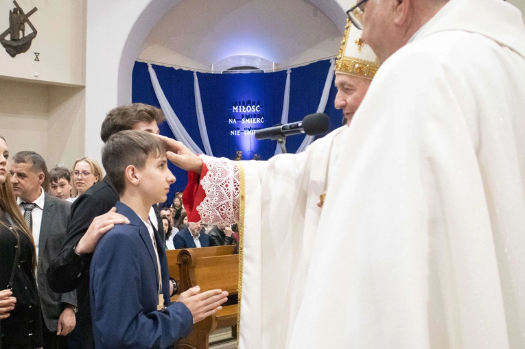 Bierzmowanie w Słopnicach Dolnych