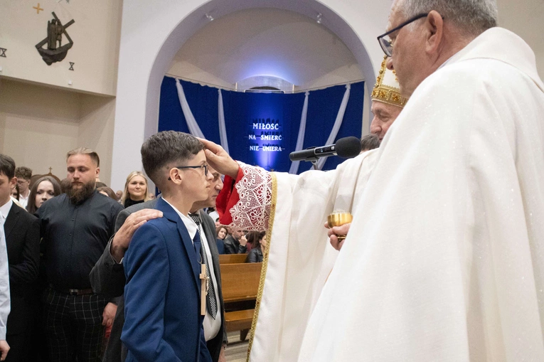 Bierzmowanie w Słopnicach Dolnych