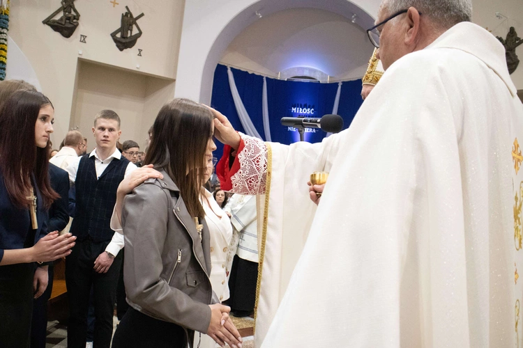 Bierzmowanie w Słopnicach Dolnych