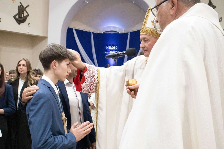 Bierzmowanie w Słopnicach Dolnych