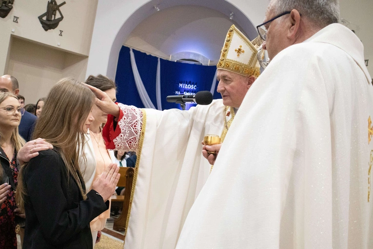 Bierzmowanie w Słopnicach Dolnych