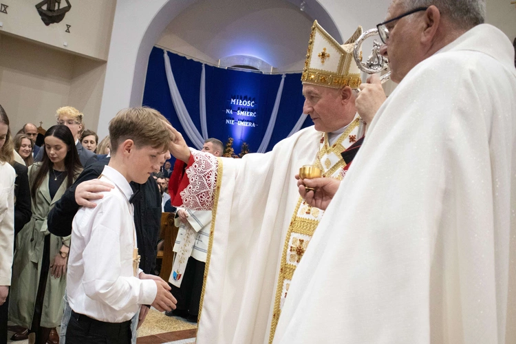 Bierzmowanie w Słopnicach Dolnych