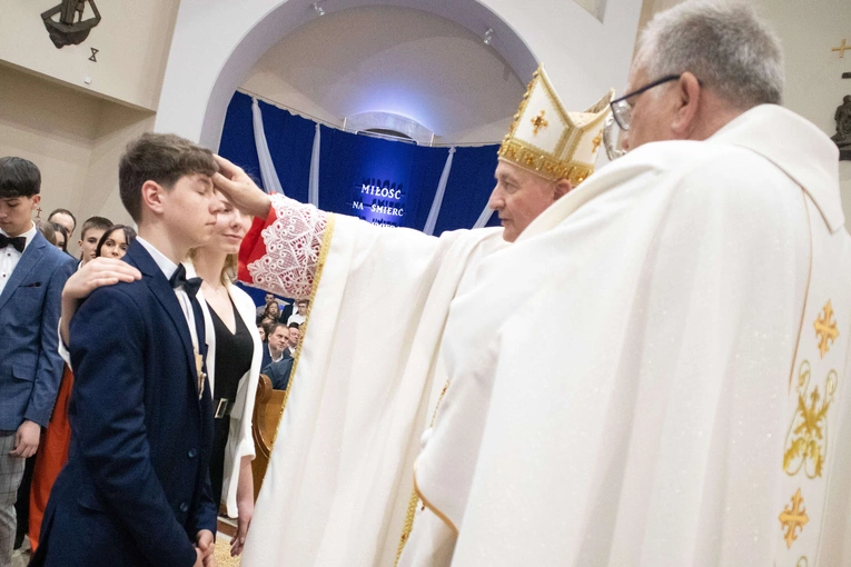 Bierzmowanie w Słopnicach Dolnych