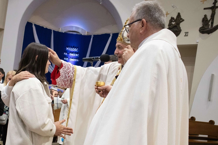 Bierzmowanie w Słopnicach Dolnych