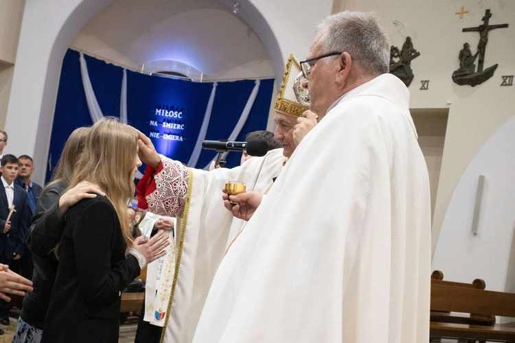 Bierzmowanie w Słopnicach Dolnych