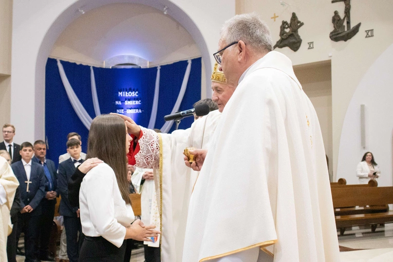 Bierzmowanie w Słopnicach Dolnych