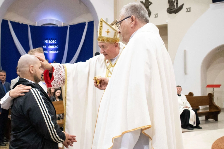 Bierzmowanie w Słopnicach Dolnych