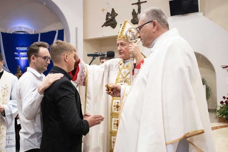 Bierzmowanie w Słopnicach Dolnych