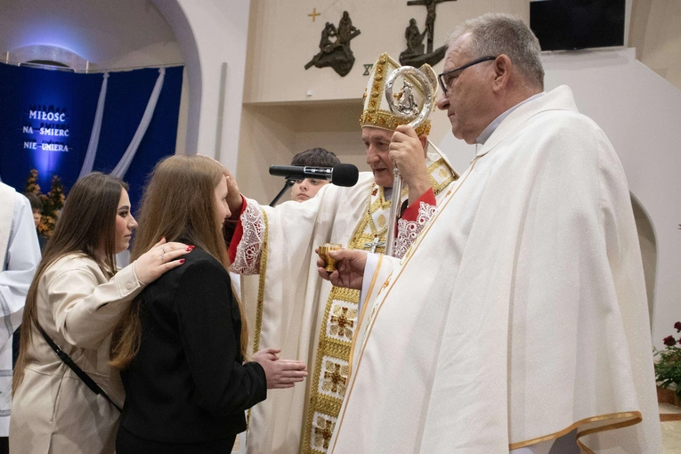 Bierzmowanie w Słopnicach Dolnych