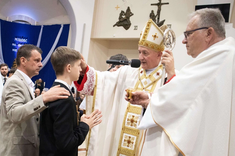 Bierzmowanie w Słopnicach Dolnych