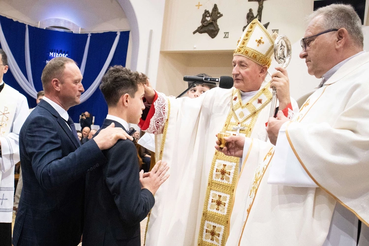 Bierzmowanie w Słopnicach Dolnych