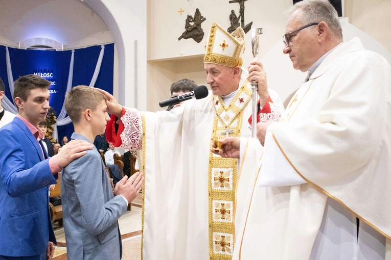 Bierzmowanie w Słopnicach Dolnych