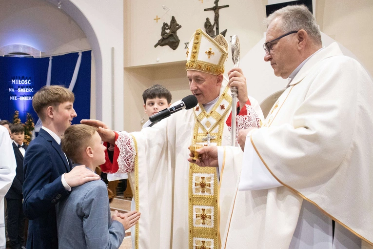 Bierzmowanie w Słopnicach Dolnych