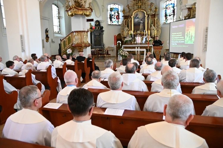Kapłańskie Emaus w Kamieniu Śląskim