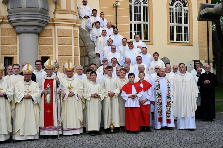 Jubileuszowa pielgrzymka kapłanów do sanktuarium św. Jacka