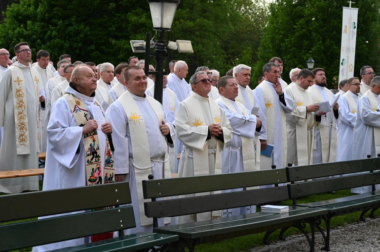 Jubileuszowa pielgrzymka kapłanów do sanktuarium św. Jacka
