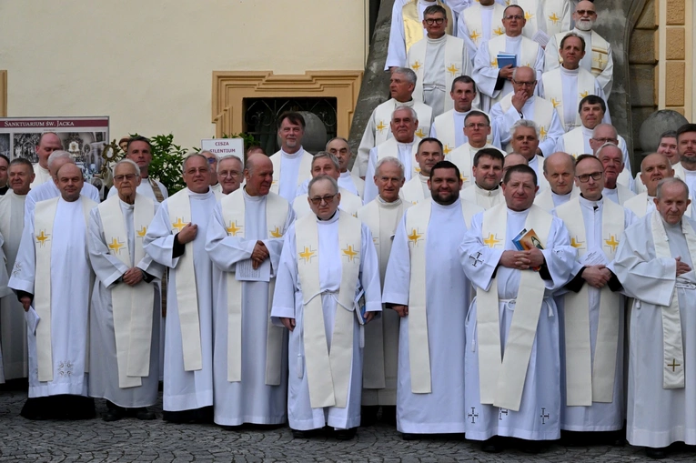 Jubileuszowa pielgrzymka kapłanów do sanktuarium św. Jacka