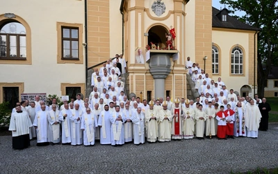 Jubileuszowa pielgrzymka kapłanów do sanktuarium św. Jacka