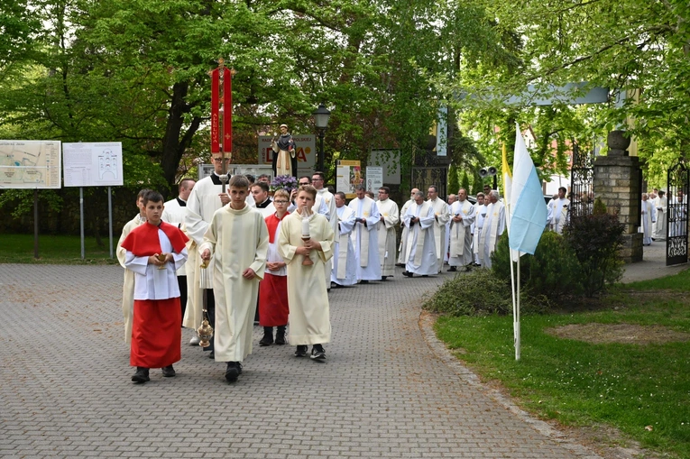 Jubileuszowa pielgrzymka kapłanów do sanktuarium św. Jacka